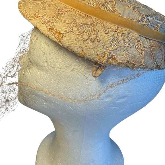 Vintage Yellow Lace Women's Hat with Bow - Picture 4 of 7